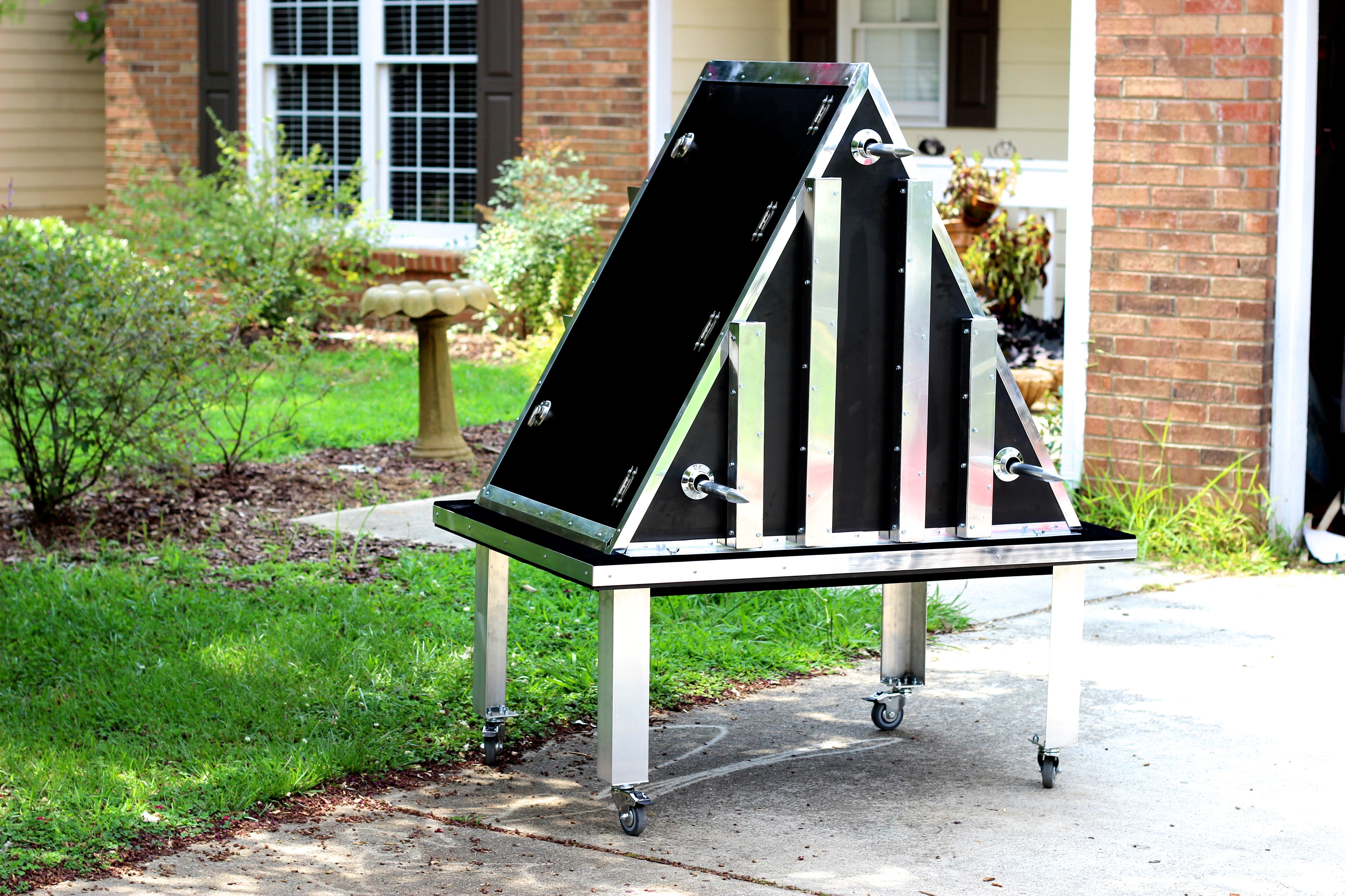 BladePyramidHandleSpears